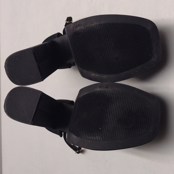 Dream Pairs Black Platform Shoes with High Chunky Heel and Thick Ankle Strap 9.5 - Picture 6 of 11